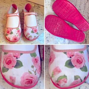 Mini Chocolaticas Hot Chocolate Pink White Rose EU 31 US Girls 13.5 EUC